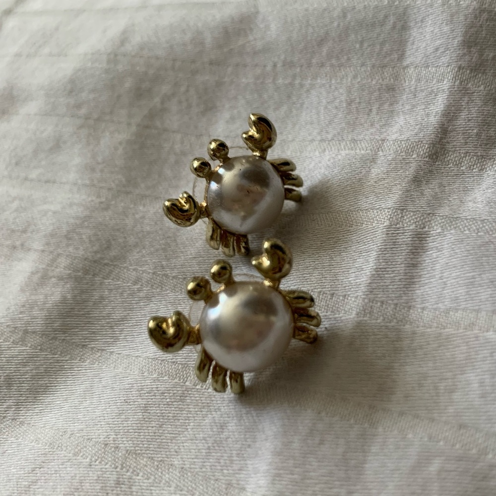 Crabby Pearls